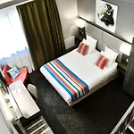 Hotel Kyriad Prestige - Bordeaux Aeroport 4*