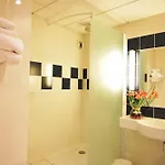 Hotel Kyriad Prestige - Bordeaux Aeroport