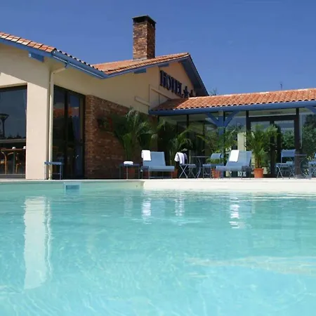 Hotel Kyriad Prestige - Bordeaux Aeroport 4*