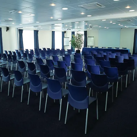 Hotel Kyriad Prestige - Bordeaux Aeroport 4*