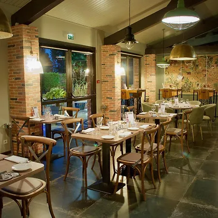 Otel Kyriad Prestige - Bordeaux Aeroport