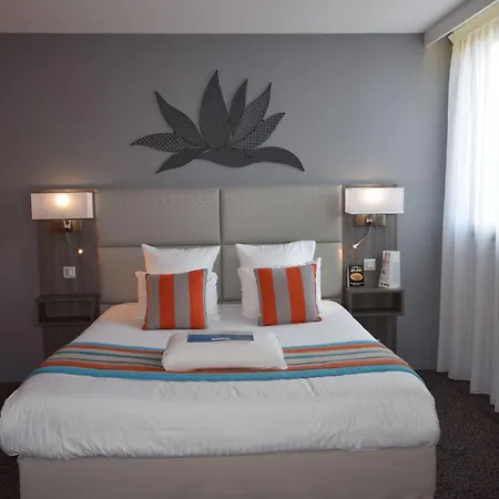 Hotel Kyriad Prestige - Bordeaux Aeroport