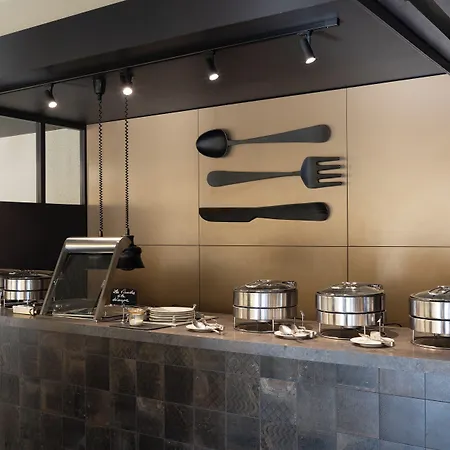 Kyriad Prestige - Bordeaux Aeroport Hotel