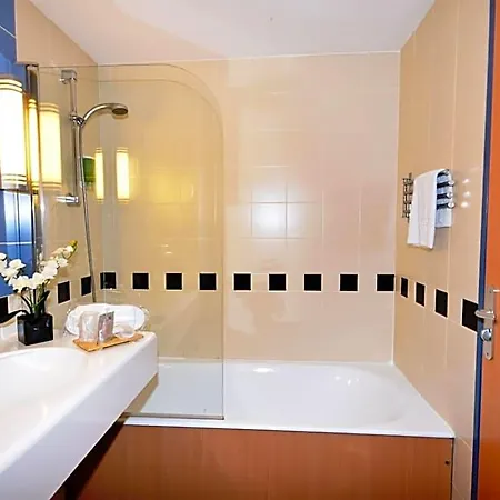 Kyriad Prestige - Bordeaux Aeroport Hotel