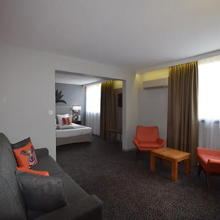 Kyriad Prestige - Bordeaux Aeroport 酒店 4*