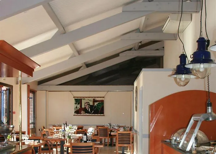 Hotel Kyriad Prestige - Bordeaux Aeroport 4*