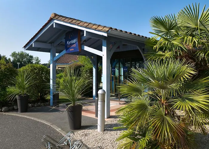 Otel Kyriad Prestige - Bordeaux Aeroport 4*