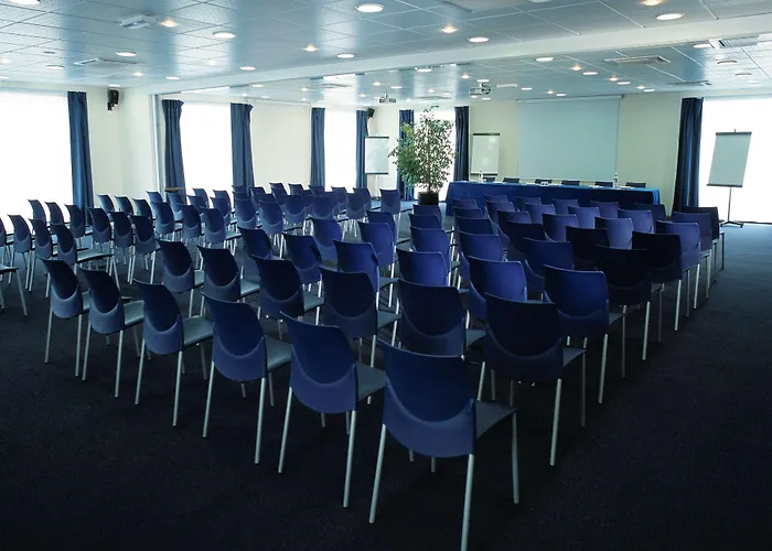 Hotel Kyriad Prestige - Bordeaux Aeroport 4*