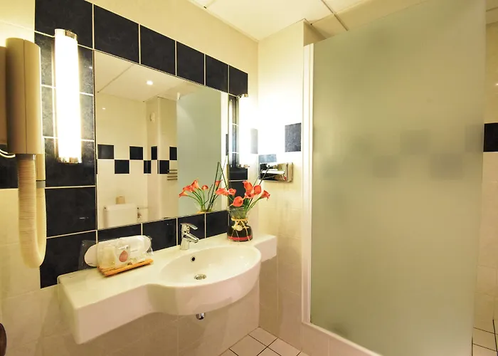 Kyriad Prestige - Bordeaux Aeroport