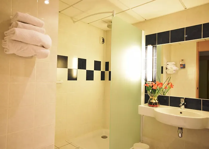 Hotel Kyriad Prestige - Bordeaux Aeroport