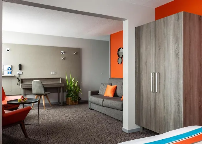 Hotel Kyriad Prestige - Bordeaux Aeroport 4*